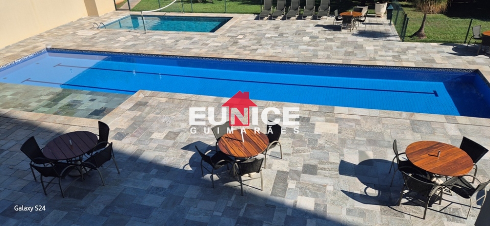 Apartamento á Venda próximo ao Forum , com 3 suites 3 garagem! R$ 980 mil