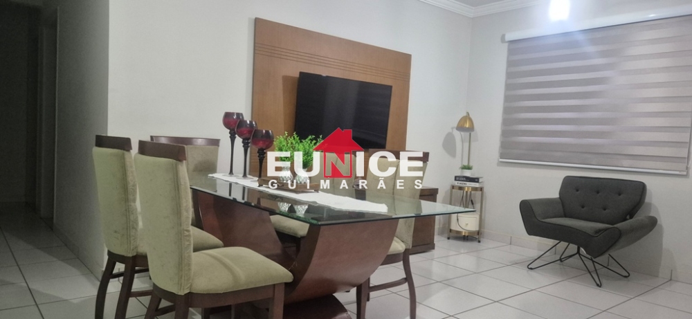 Apartamento Los Anegeles com 78m². R$ 300mil 